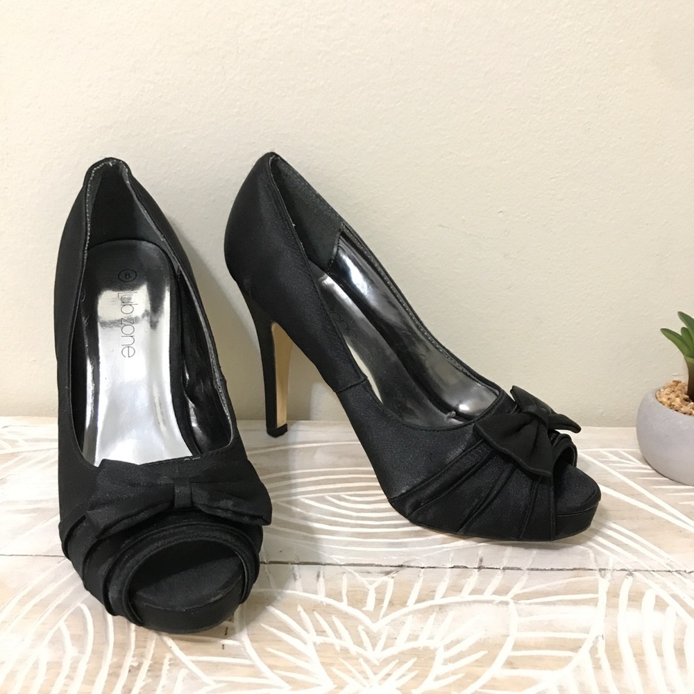Club Zone Black Sateen Bow Peep Toe Heels 8